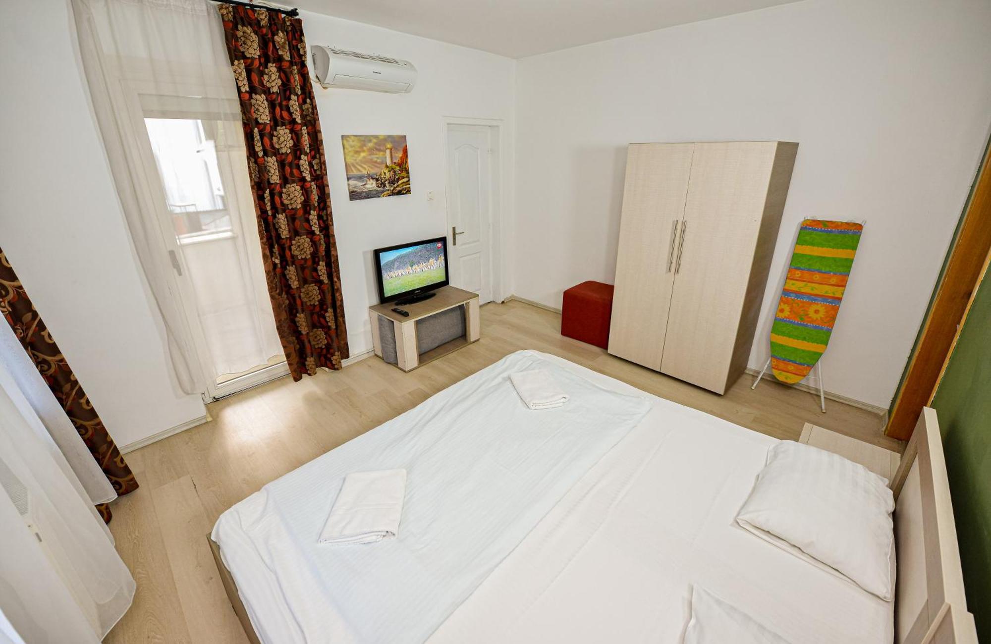 Bucharest City Center Suites Екстериор снимка