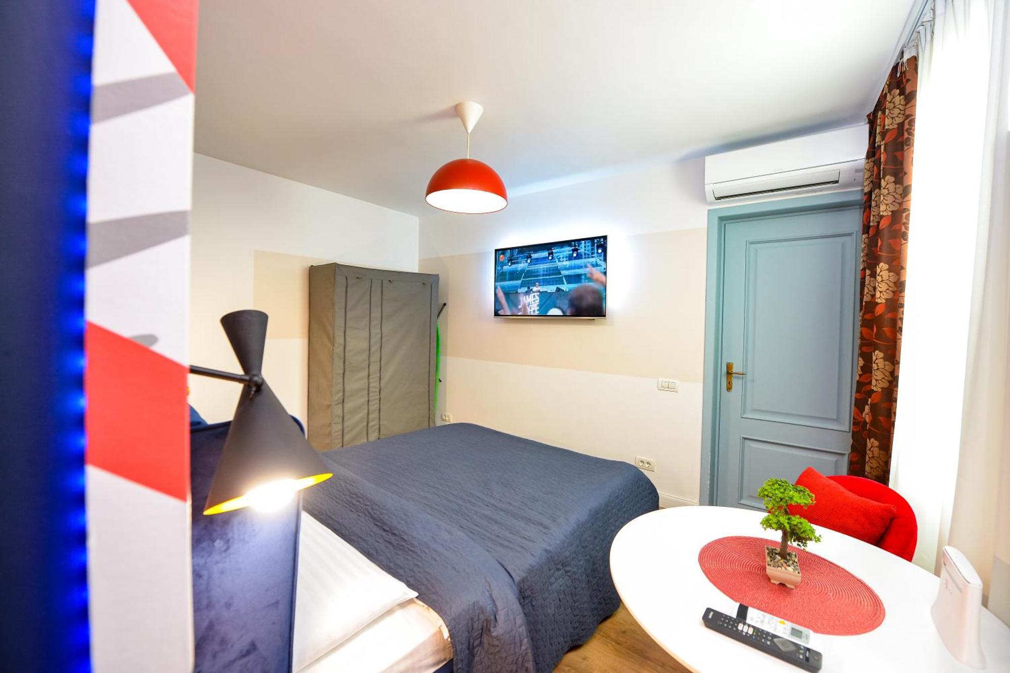 Bucharest City Center Suites Екстериор снимка